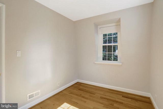 3420 S WAKEFIELD ST S, Arlington, VA 22206