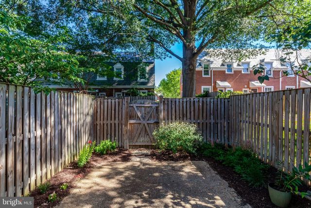 3420 S WAKEFIELD ST S, Arlington, VA 22206