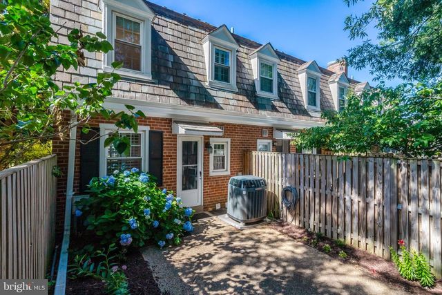 3420 S WAKEFIELD ST S, Arlington, VA 22206