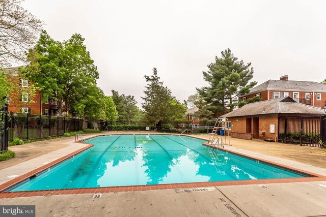 3420 S WAKEFIELD ST S, Arlington, VA 22206