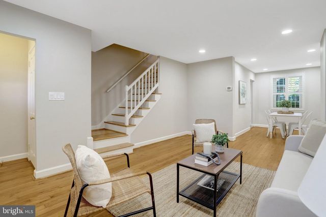 3420 S WAKEFIELD ST S, Arlington, VA 22206