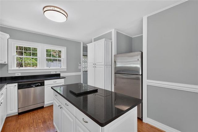1141 Jefferson Avenue, East Point, GA 30344