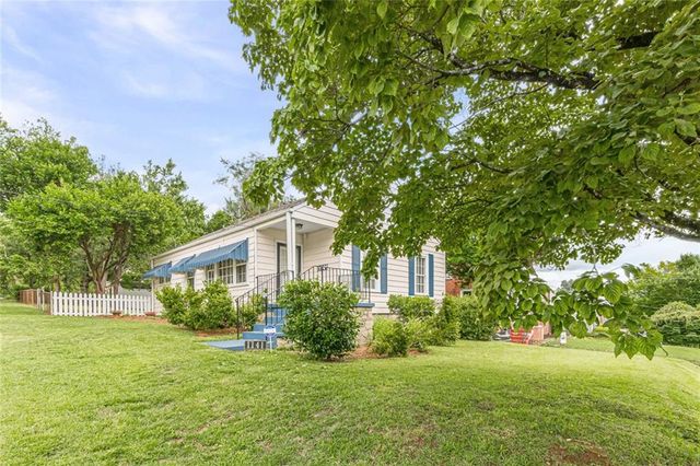 1141 Jefferson Avenue, East Point, GA 30344