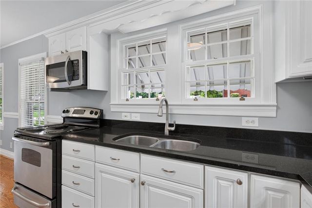 1141 Jefferson Avenue, East Point, GA 30344