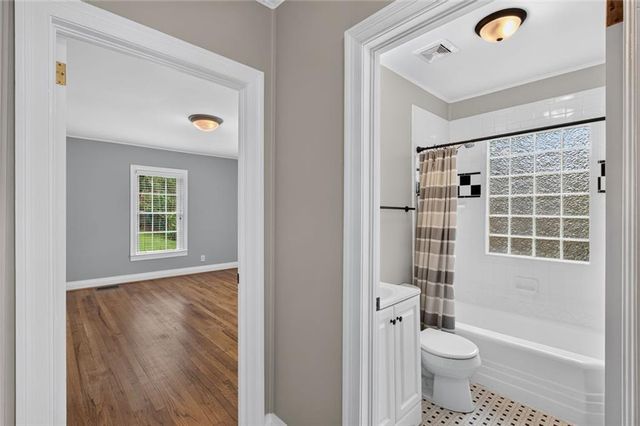 1141 Jefferson Avenue, East Point, GA 30344