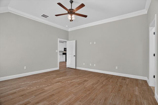 3335 White Horse Drive, Granbury, TX 76049