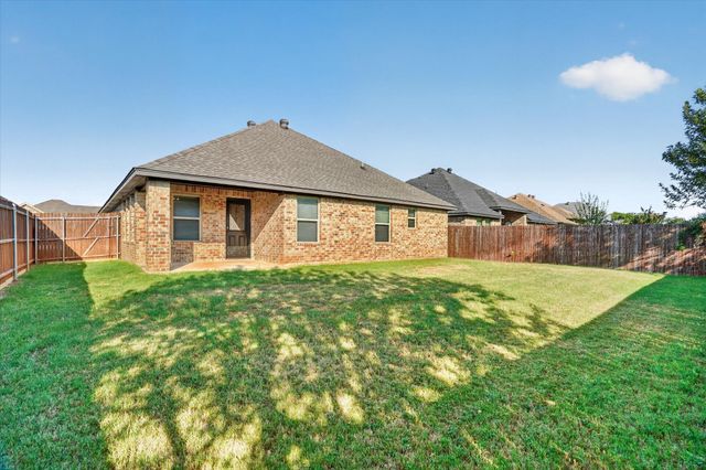 3335 White Horse Drive, Granbury, TX 76049