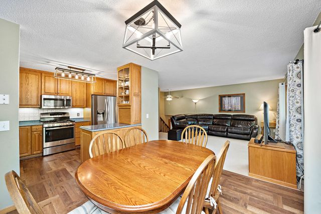 2850 Pheasant Circle, Mound, MN 55364