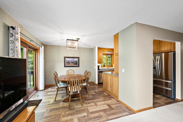 2850 Pheasant Circle, Mound, MN 55364