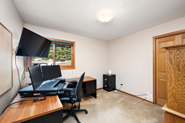 2850 Pheasant Circle, Mound, MN 55364