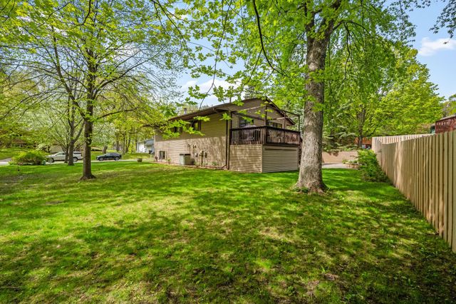 2850 Pheasant Circle, Mound, MN 55364