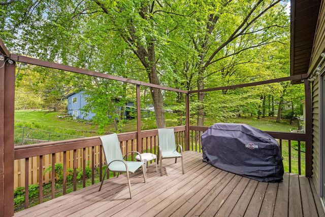 2850 Pheasant Circle, Mound, MN 55364