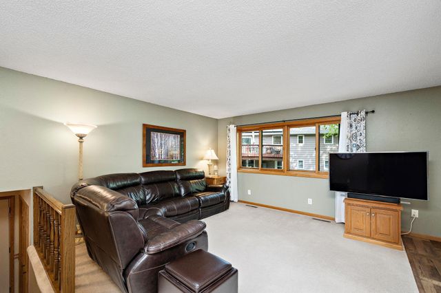 2850 Pheasant Circle, Mound, MN 55364
