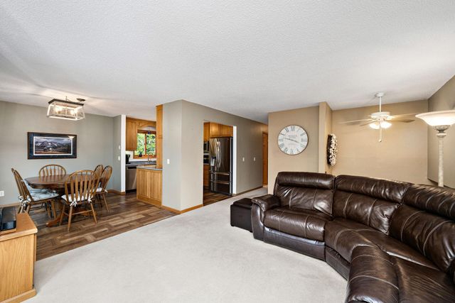 2850 Pheasant Circle, Mound, MN 55364