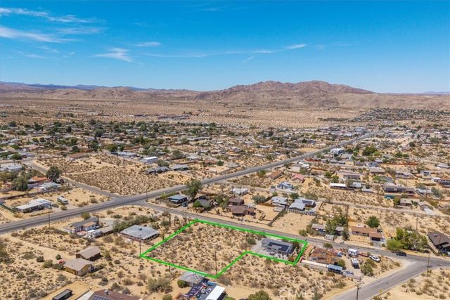 61851 Sunburst Circle, Joshua Tree, CA 92252