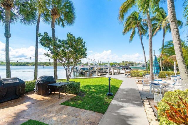2003 N Ocean Boulevard 902, Boca Raton, FL 33431