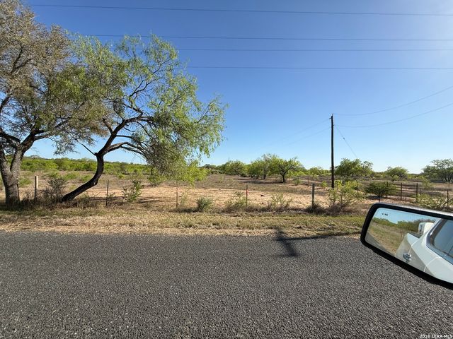 000 CR 426, Jourdanton, TX 78026