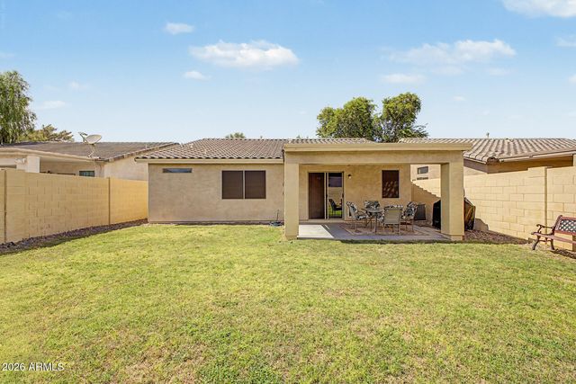 49 W NOLANA Place, San Tan Valley, AZ 85143