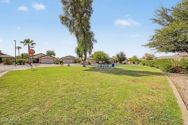 49 W NOLANA Place, San Tan Valley, AZ 85143