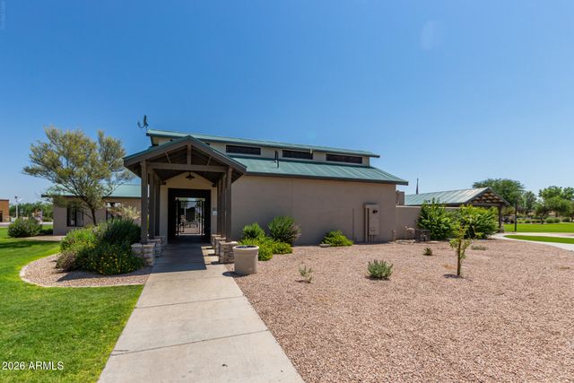 49 W NOLANA Place, San Tan Valley, AZ 85143