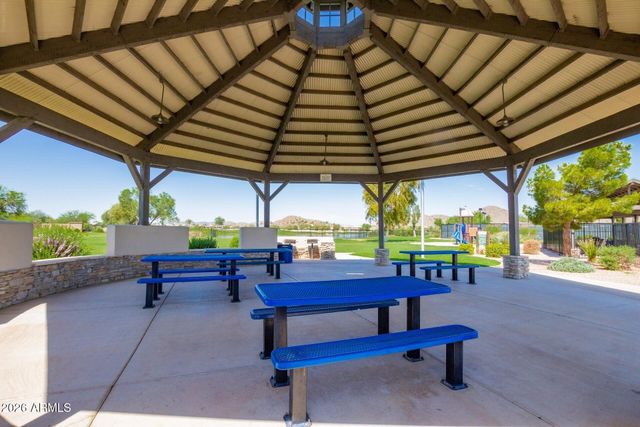 49 W NOLANA Place, San Tan Valley, AZ 85143