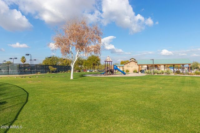 49 W NOLANA Place, San Tan Valley, AZ 85143
