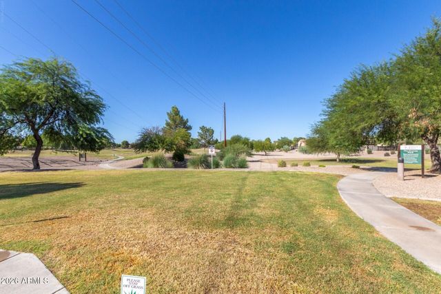 49 W NOLANA Place, San Tan Valley, AZ 85143
