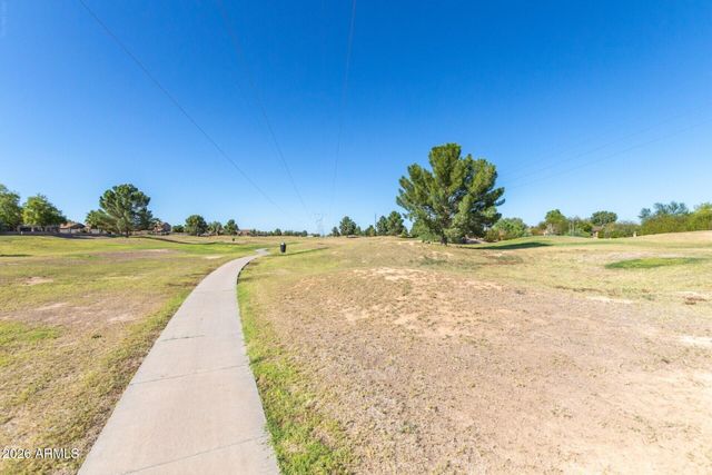 49 W NOLANA Place, San Tan Valley, AZ 85143