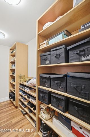 305 Ridgepoint Circle, Waterville, OH 43566