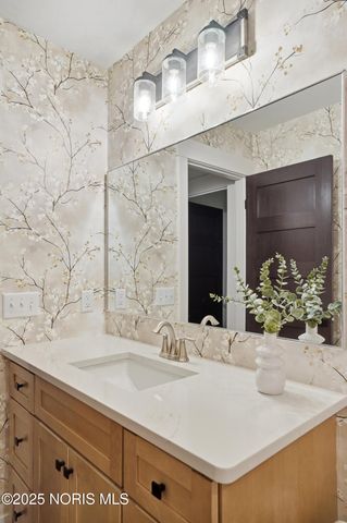 305 Ridgepoint Circle, Waterville, OH 43566