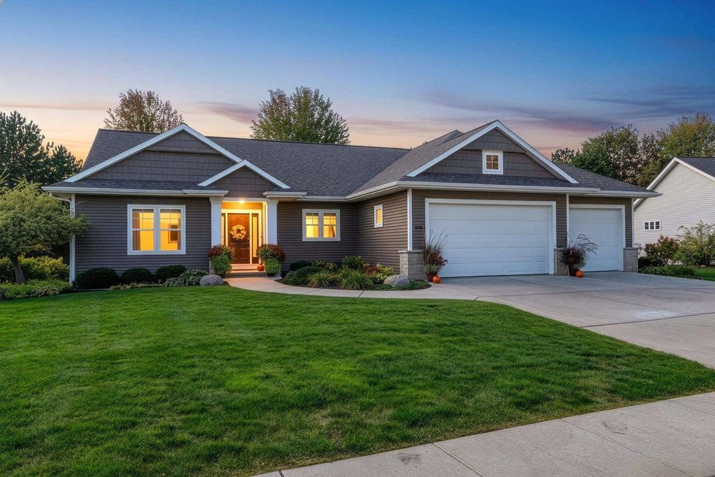 248 SHELLEY LANE, De Pere, WI 54115
