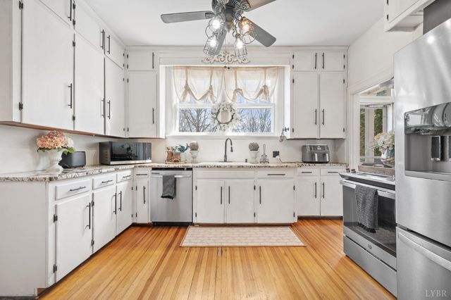 3522 Fort Avenue, Lynchburg, VA 24501