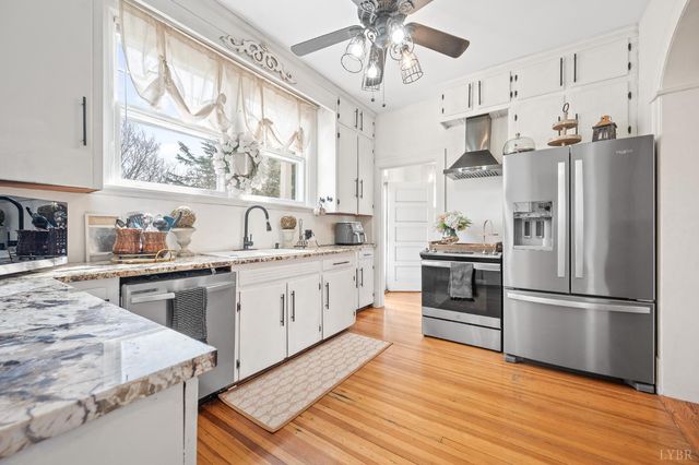 3522 Fort Avenue, Lynchburg, VA 24501