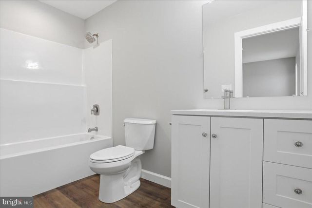 130 WOODBRIAR DR, Chambersburg, PA 17202