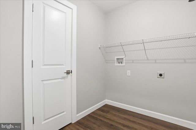 130 WOODBRIAR DR, Chambersburg, PA 17202