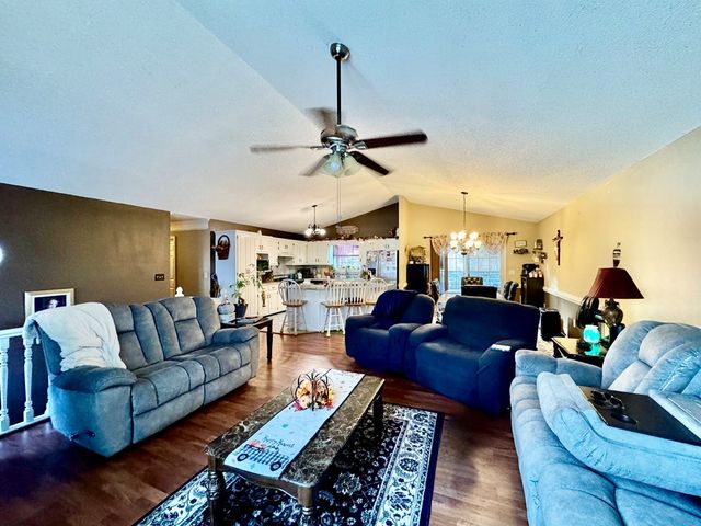 85 Diamond Way, Chatsworth, GA 30705