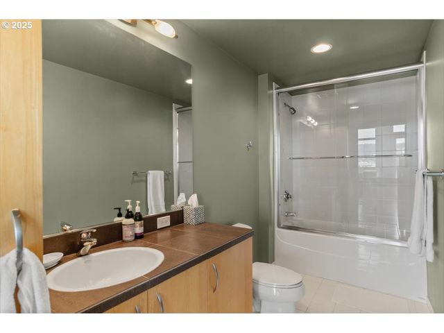 1255 Nw 9TH Ave 910, Portland, OR 97209