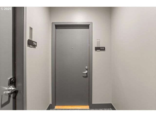 1255 Nw 9TH Ave 910, Portland, OR 97209