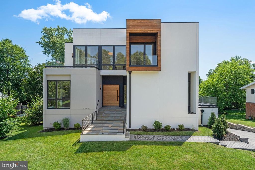 1459 DEWBERRY CT, Mclean, VA 22101