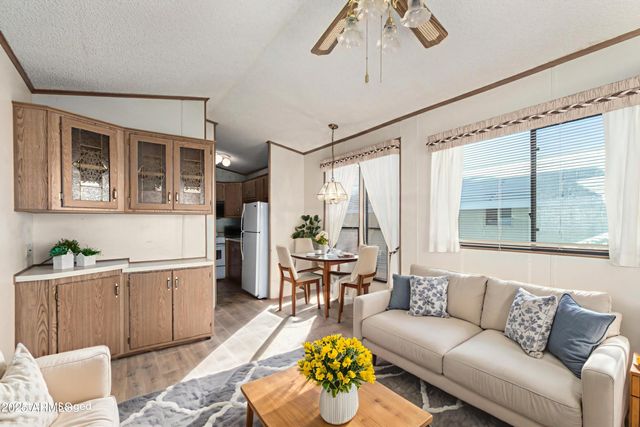 124 KAOLIN Drive, Apache Junction, AZ 85119