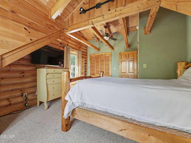 2414 Walnut Cove Way, Sevierville, TN 37862