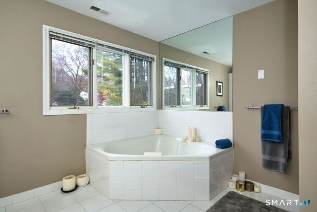 66 Wynn Wood Drive, Fairfield, CT 06825