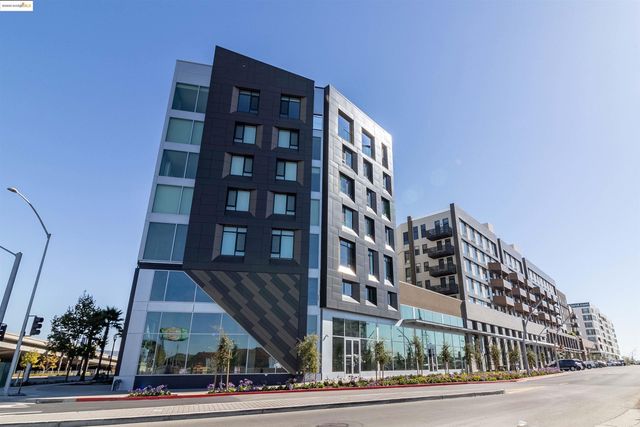 260 Brooklyn Basin Way 415, Oakland, CA 94606