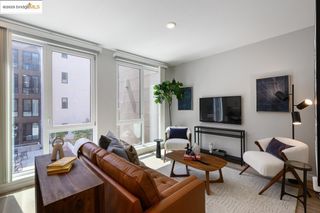260 Brooklyn Basin Way 415, Oakland, CA 94606