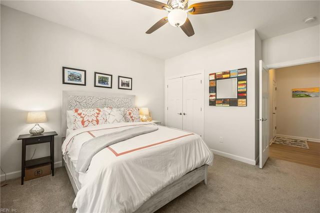 213 Werdna LN, Chesapeake, VA 23322