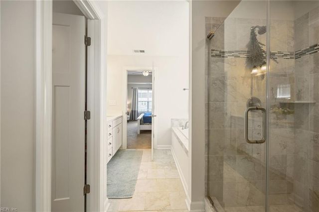 213 Werdna LN, Chesapeake, VA 23322