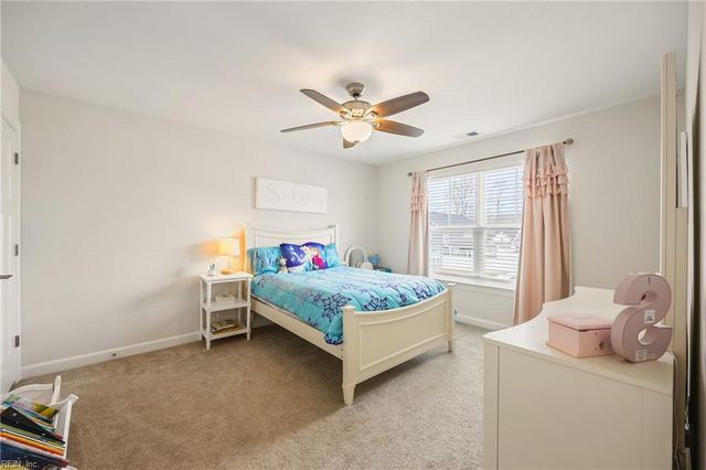 213 Werdna LN, Chesapeake, VA 23322