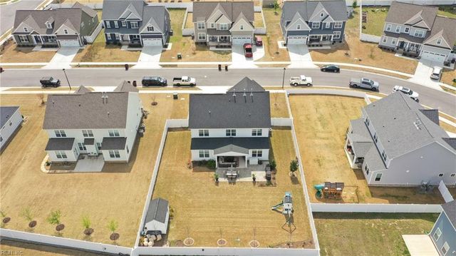 213 Werdna LN, Chesapeake, VA 23322