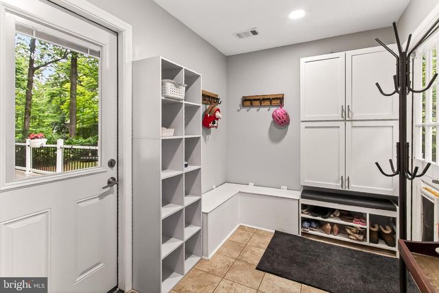 6341 SYDNEY RD, Fairfax Station, VA 22039