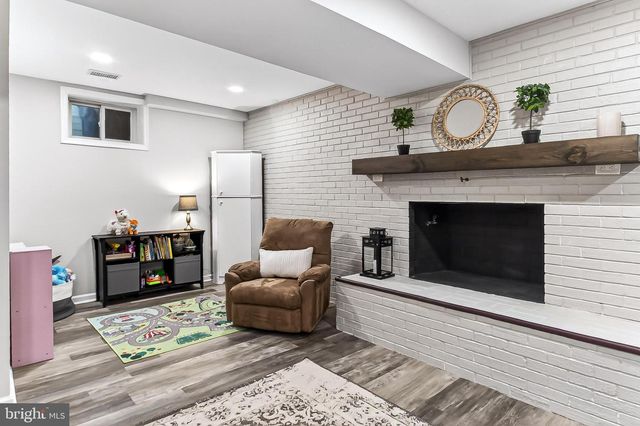 6341 SYDNEY RD, Fairfax Station, VA 22039